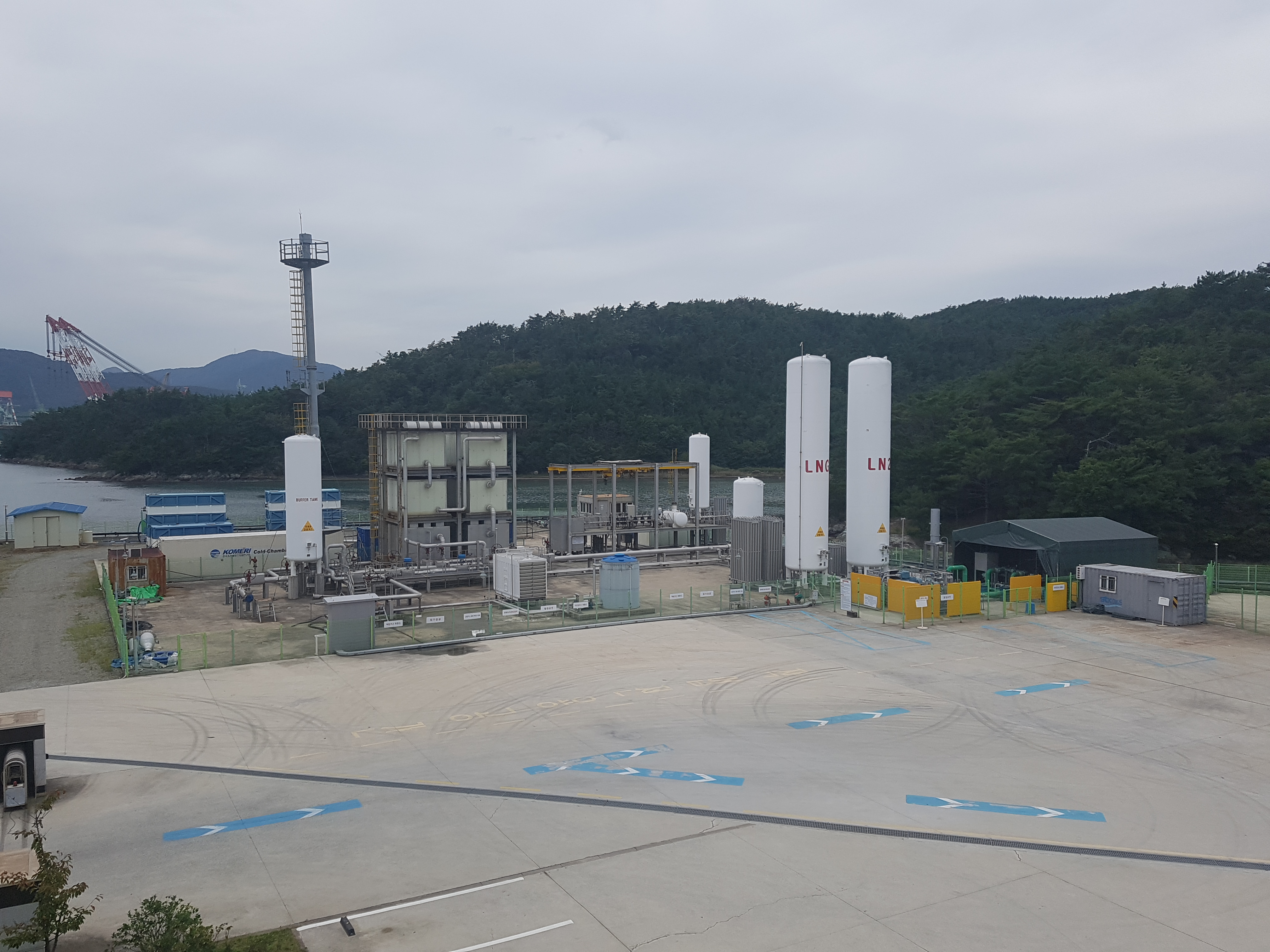 LNG공정기자재시험설비 (LNG process equipment test facility)